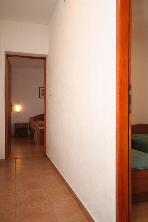 Apartments By The Sea Mandre, Pag - 6284 Kolan Exterior foto