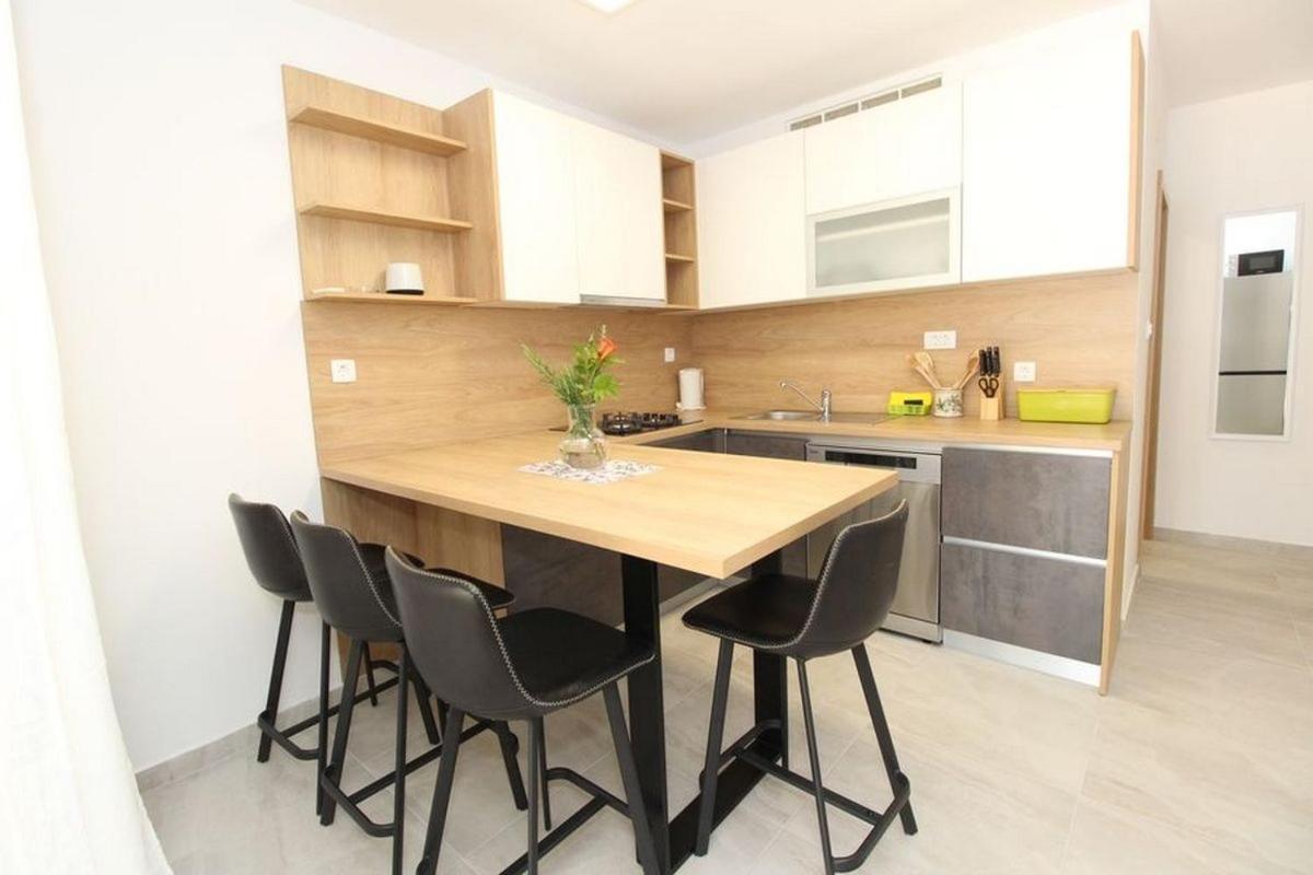 Apartments By The Sea Mandre, Pag - 6284 Kolan Exterior foto